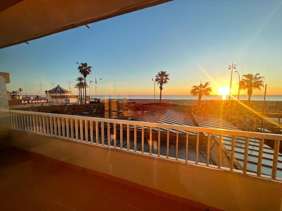 Le Carrousel - Apt Vue Mer - Plage A 10 M - Clim - Wifi Canet-en-Roussillon Extérieur photo