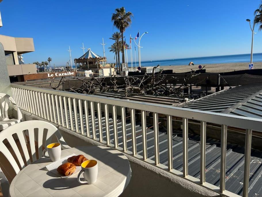 Le Carrousel - Apt Vue Mer - Plage A 10 M - Clim - Wifi Canet-en-Roussillon Extérieur photo