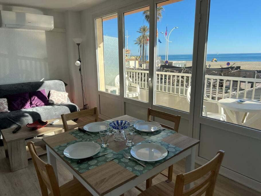 Le Carrousel - Apt Vue Mer - Plage A 10 M - Clim - Wifi Canet-en-Roussillon Extérieur photo